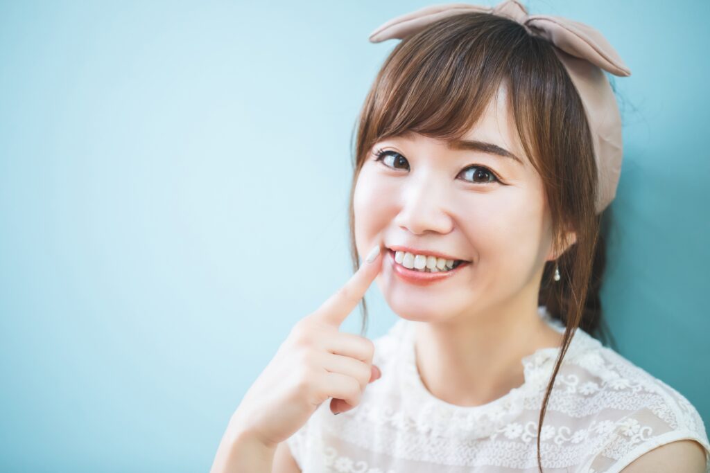 歯がきれいな女性